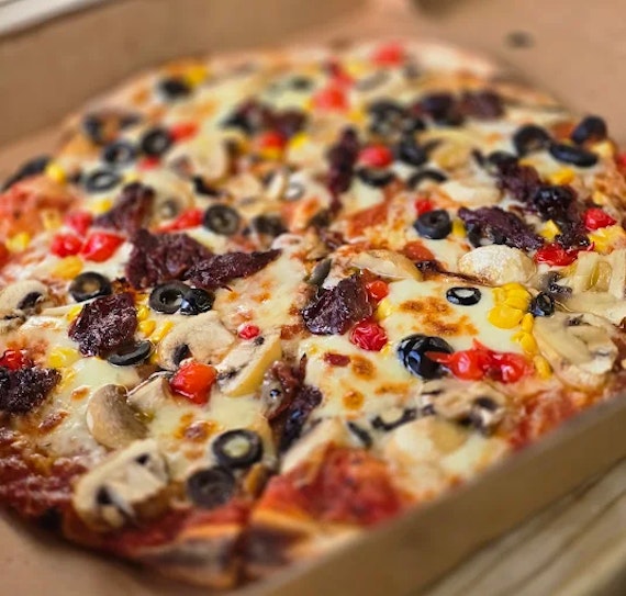 main highlight image