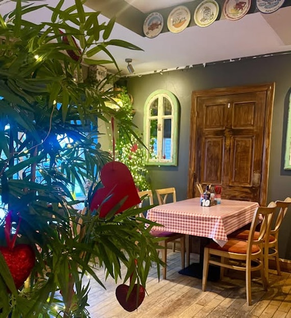 main highlight image